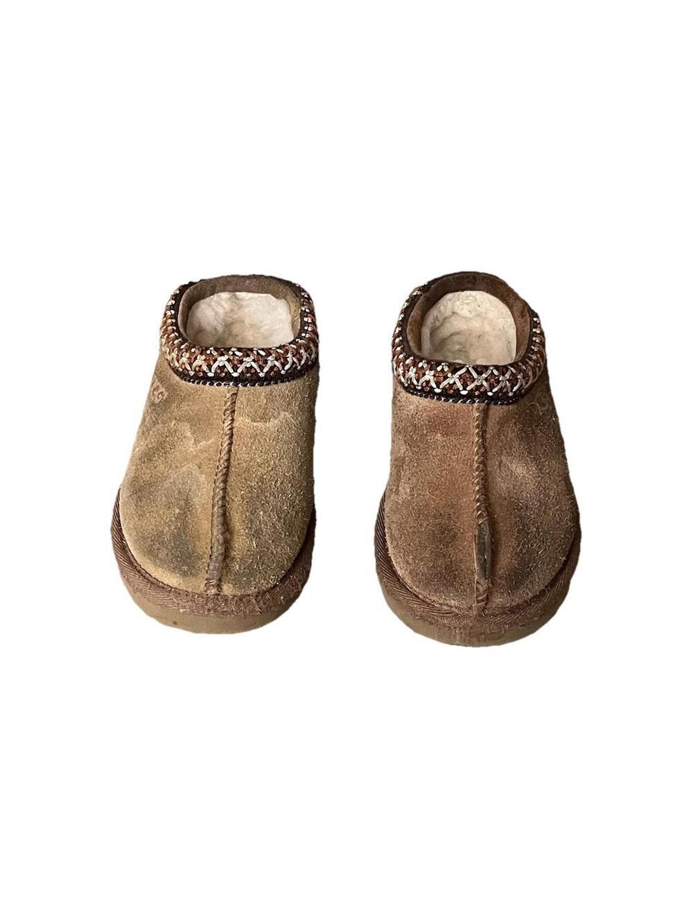 UGG Kids Tasman Slippers Size 9 Chestnut Suede Shearling Lined Unisex Slip On - Picture 3 of 11